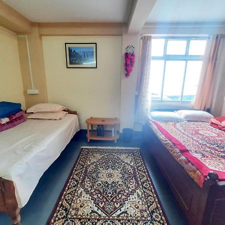 Neora Backpackers Hostel Дарджилинг Екстериор снимка