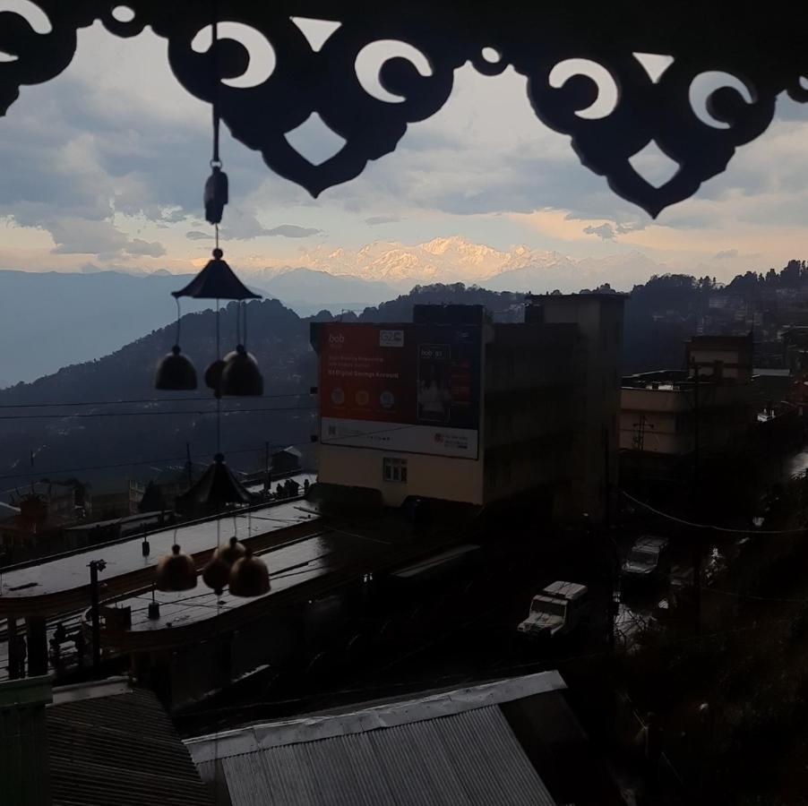 Neora Backpackers Hostel Дарджилинг Екстериор снимка